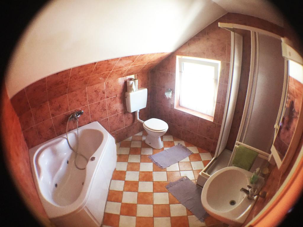 Guest House Pikapolonca Maribor Eksteriør billede